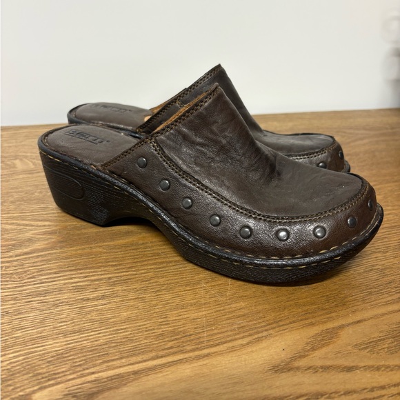 Born Shoes - Born | Brown Leather Clogs